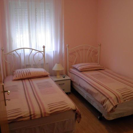 Apartment Mladinic Brac Pucisca Extérieur photo